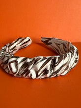 Load image into Gallery viewer, Hermès Scarf Headband (HBD426)