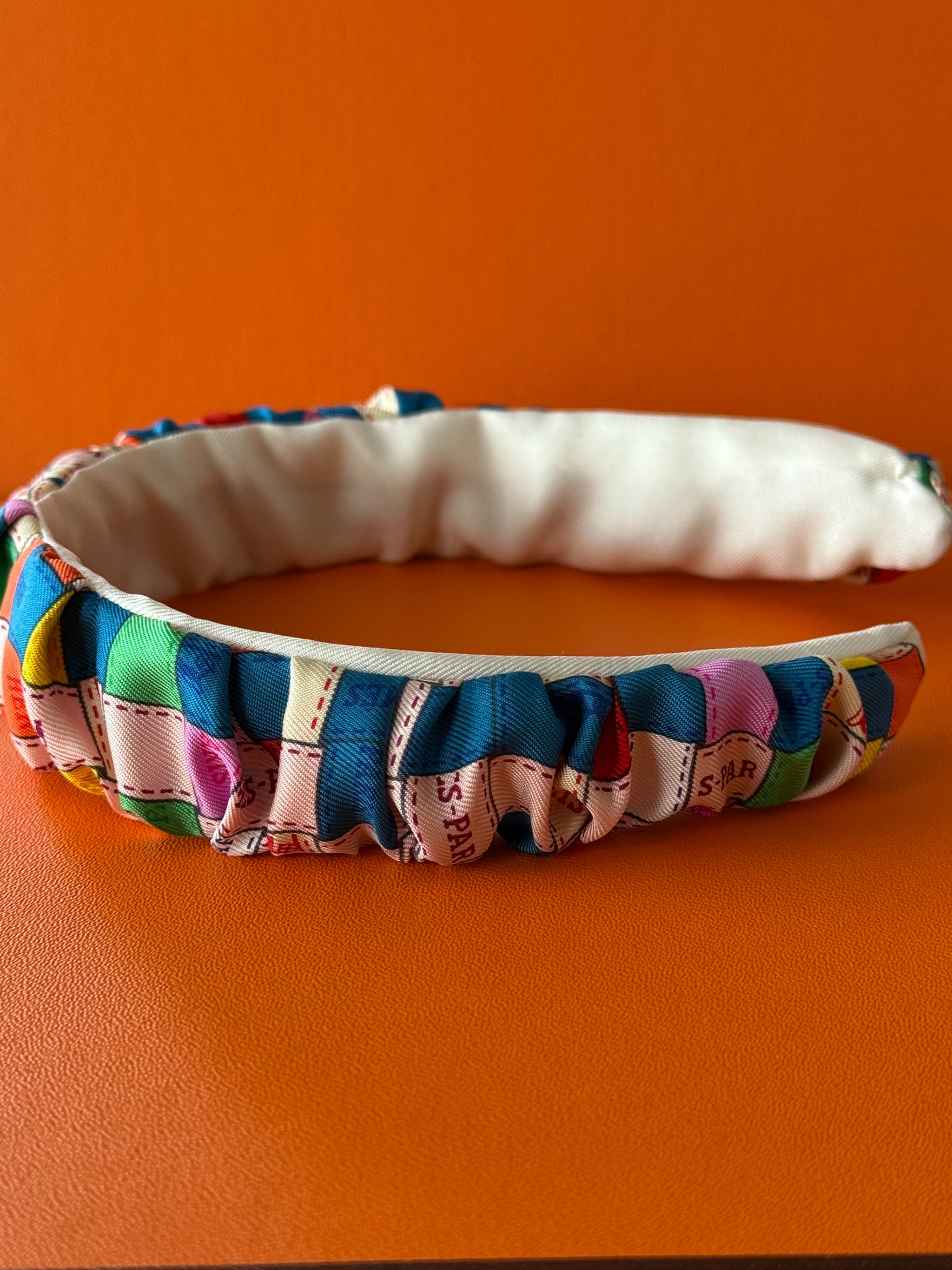 【HERMES】Gladys headband Hermès Scarf Headbands – Manastash Mercantile
