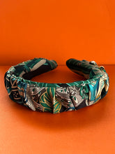 Load image into Gallery viewer, Hermès Scarf Headband (HBD870)