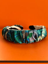 Load image into Gallery viewer, Hermès Scarf Headband (HBD932)